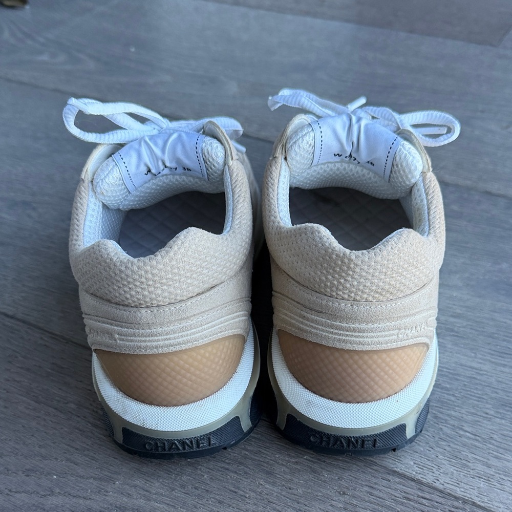CHANEL Cream Textured Women's Sneakers - Picture 4 of 8